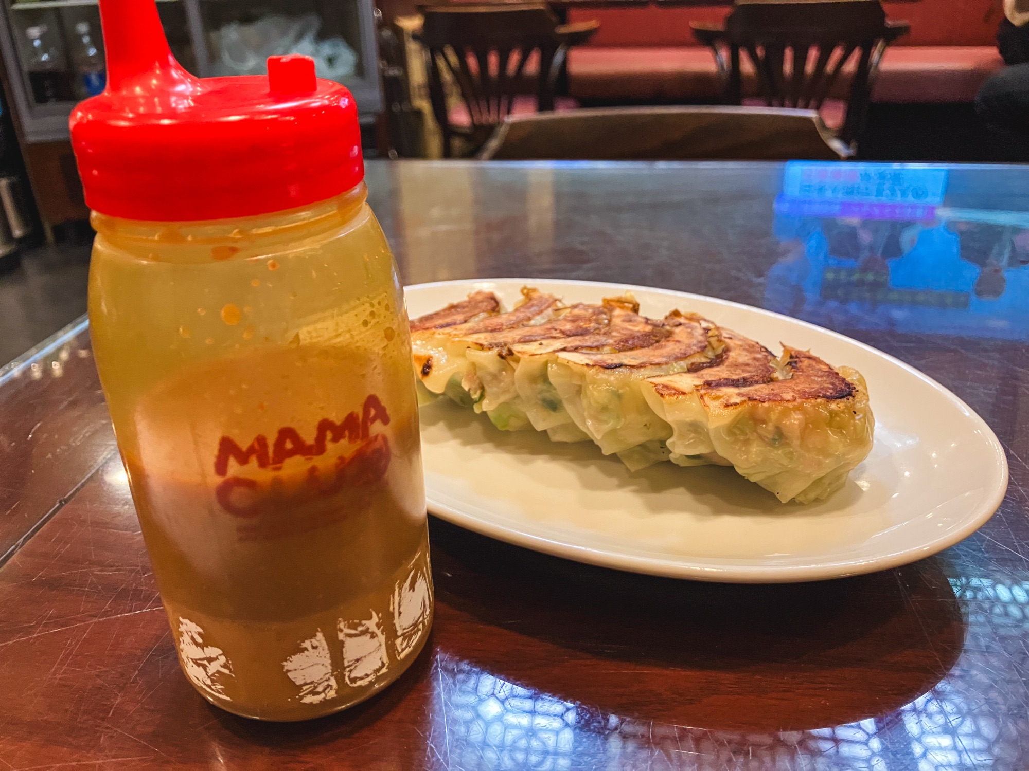 鴻錦楼で食べた焼き餃子