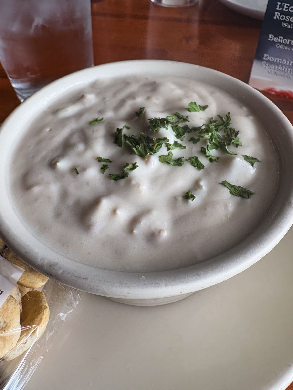 Ivar's Acres of Clams のクラムチャウダー