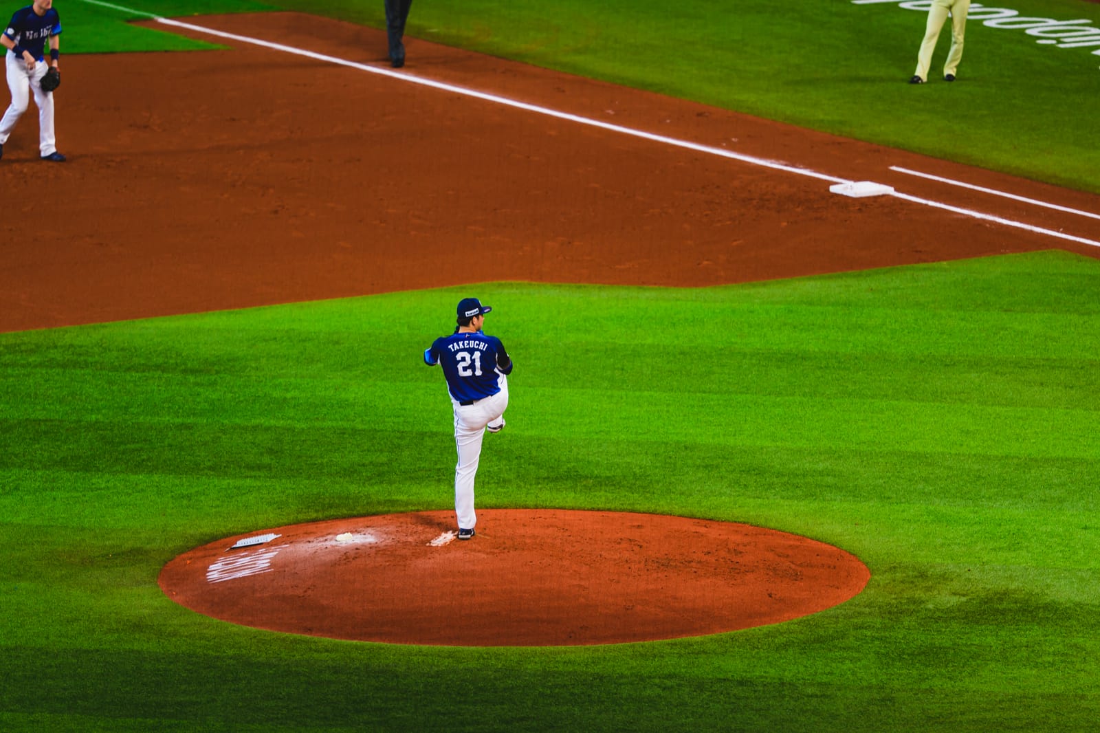 Saitama Seibu Lions pitcher Natsuki Takeuchi beginning his delivery on the mound